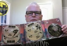 Jett Unboxes BATMAN BEYOND: THE COMPLETE SERIES LIMITED EDITION
