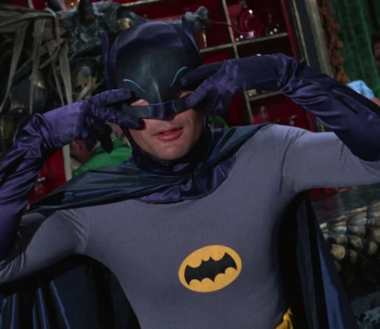 Batteries to Power Ep. 1 | BATMAN ’66: “Hi Diddle Riddle/Smack in the Middle”